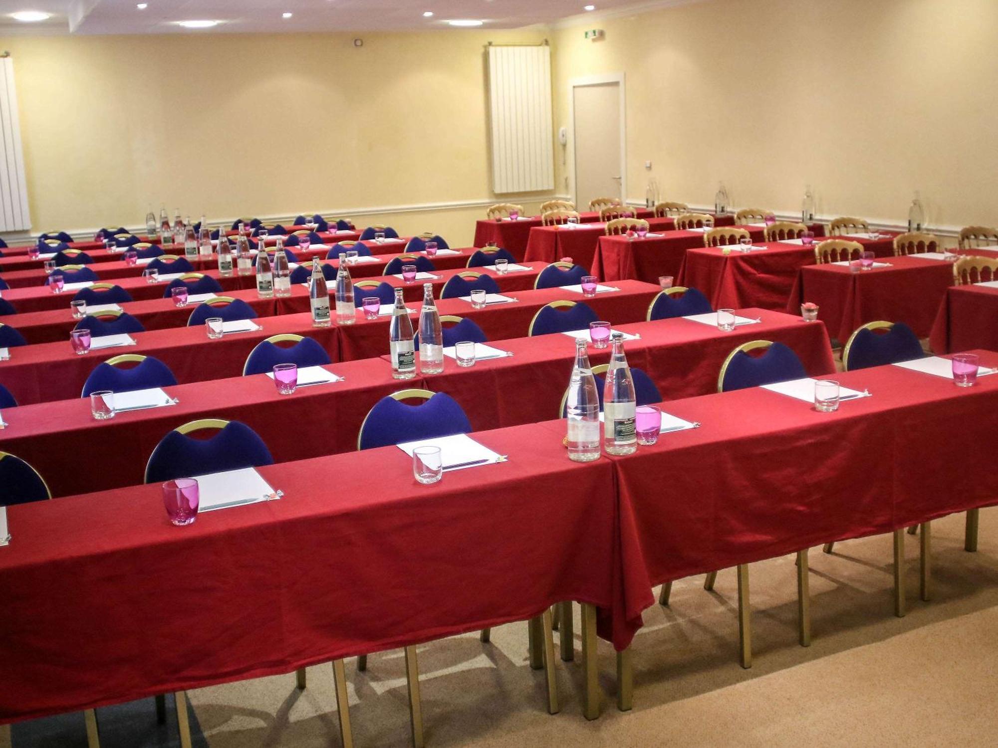 Hotel Mercure Saint-Nectaire Spa & Bien-Etre Exterior foto